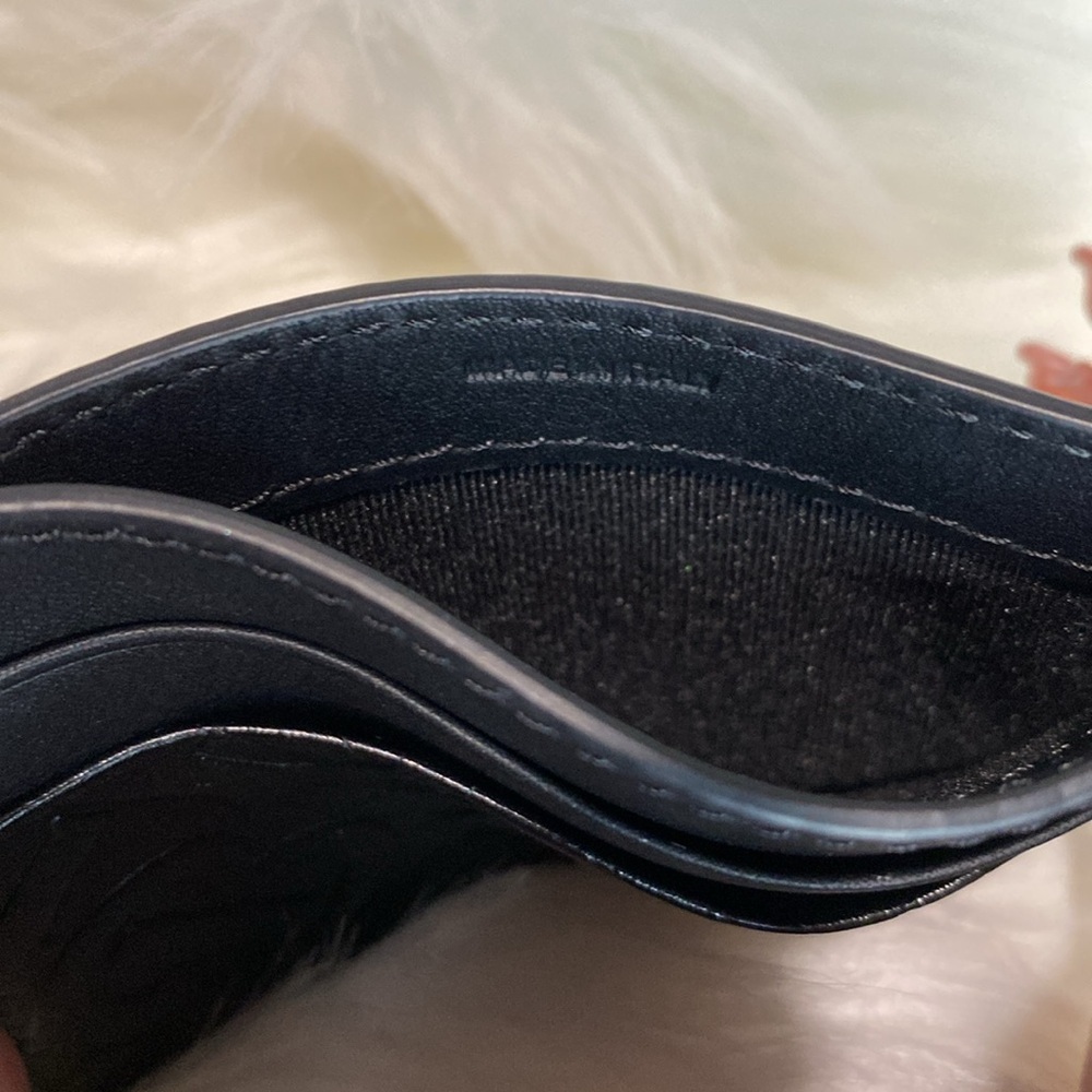 NWOT Burberry black card holder - Picture 2 of 4
